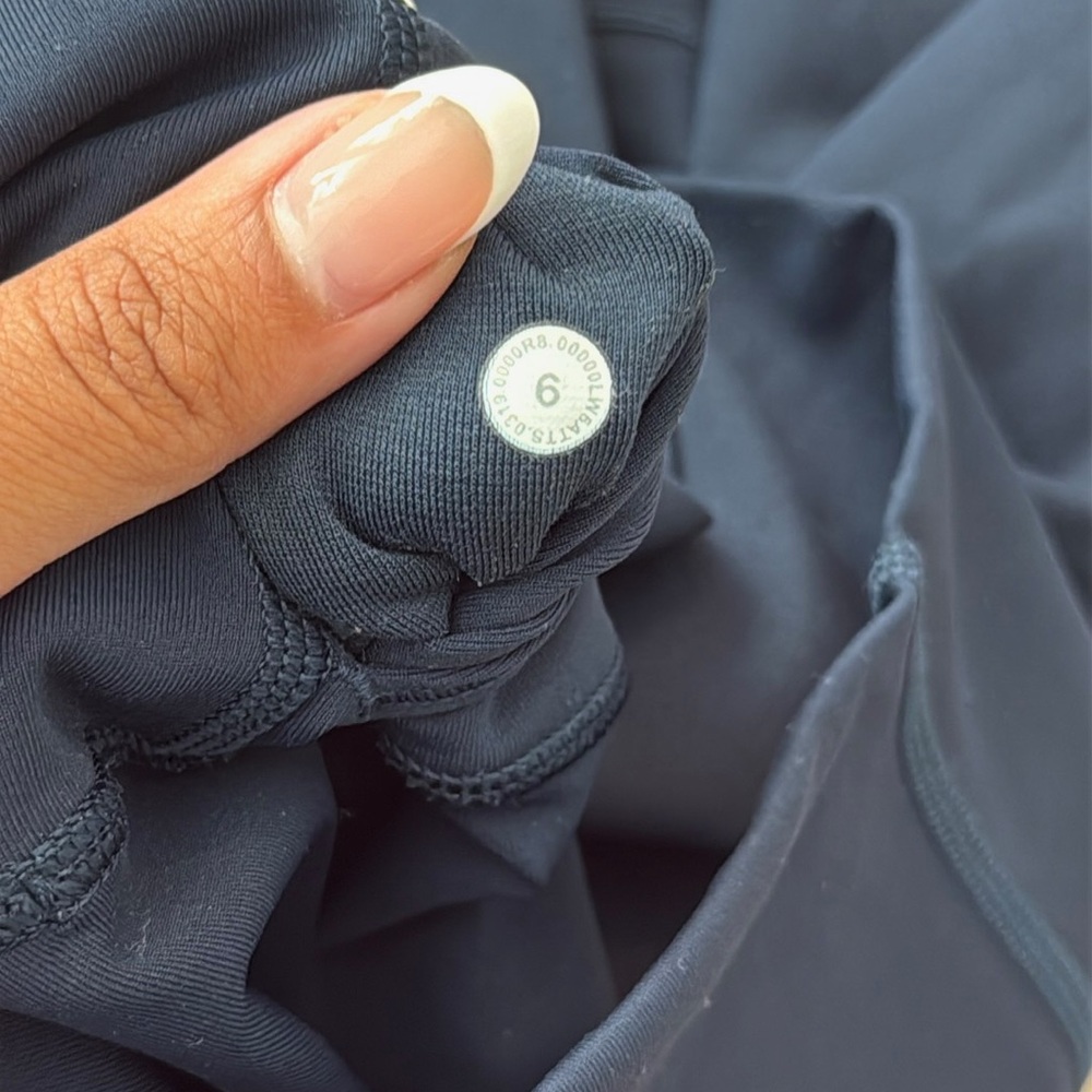 Lululemon Wunder Under Crop (High-Rise) - Picture 4 of 4